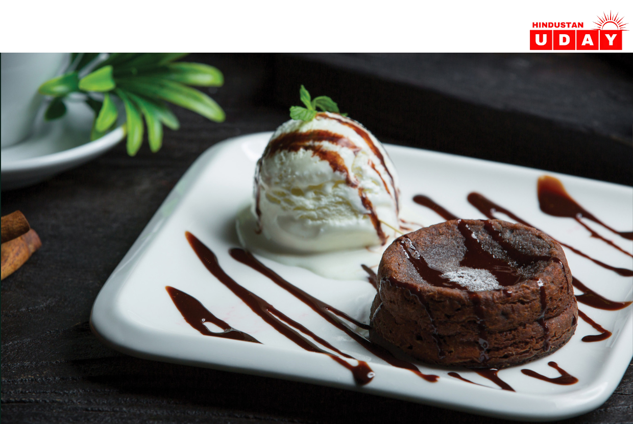 चॉकलेट लावा केक बनाने की रेसिपी
