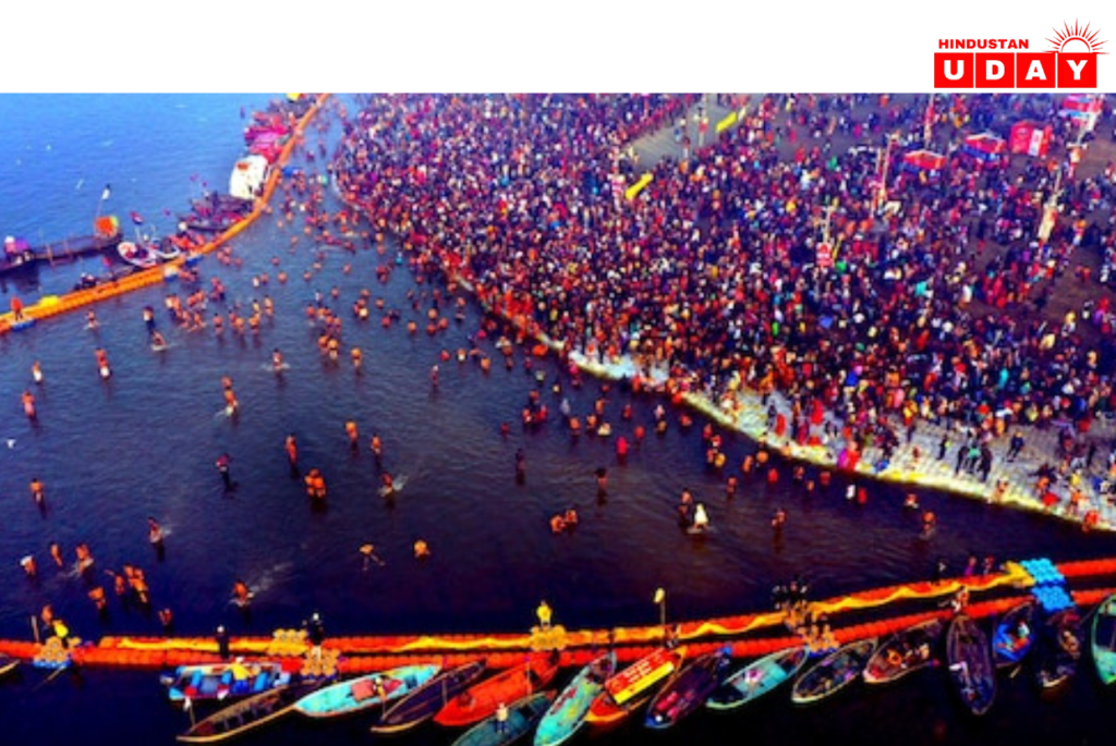 Mahakumbh 2025: कुंभ स्नान के साथ इन ऐतिहासिक और धार्मिक स्थलों की सैर करना न भूलें!