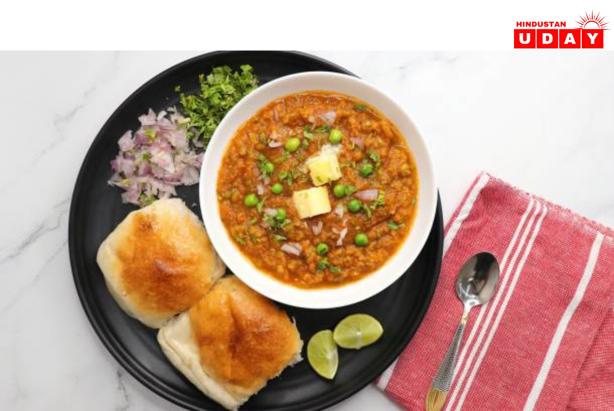 घर पर बनाएं स्वादिष्ट पाव भाजी