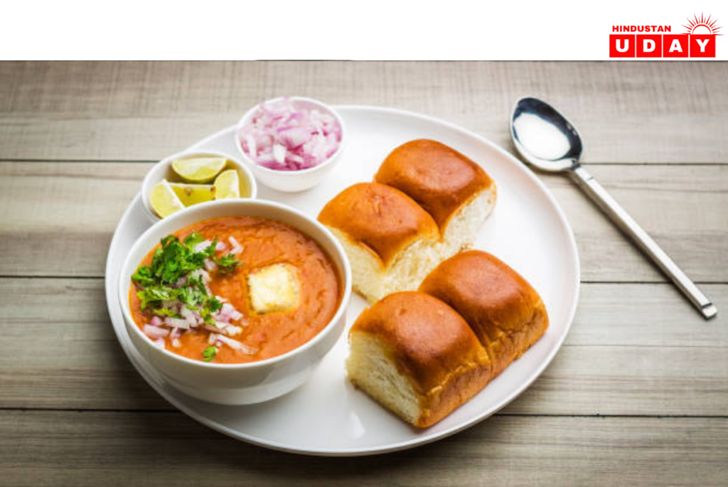 घर पर बनाएं स्वादिष्ट पाव भाजी