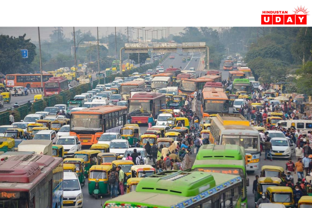 1 अप्रैल से दिल्ली की सड़कों पर नहीं दिखेंगी 790 DTC बसें