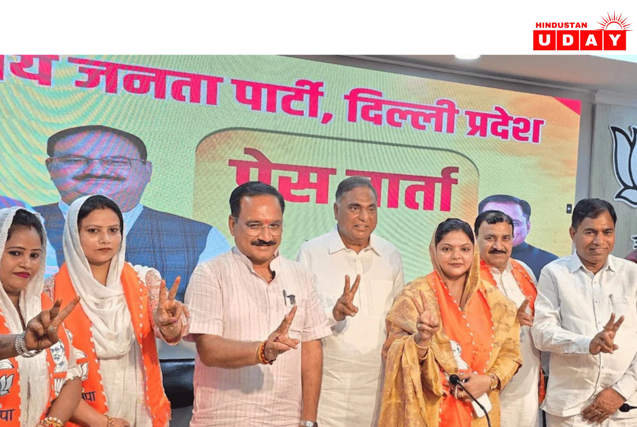 दिल्ली में AAP को बड़ा झटका 