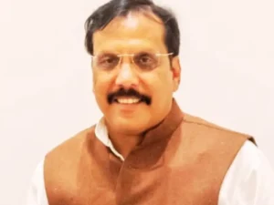 घोसी के सपा सांसद राजीव राय