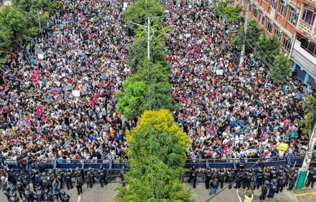 नेपाल हिंसा सेना नियंत्रण