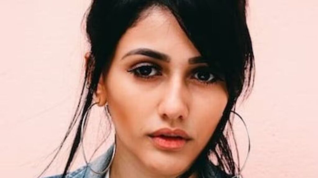 Brazilian model Larissa